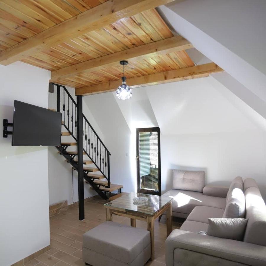 P-Zlatar, Apartman 3 Brdo Exterior foto